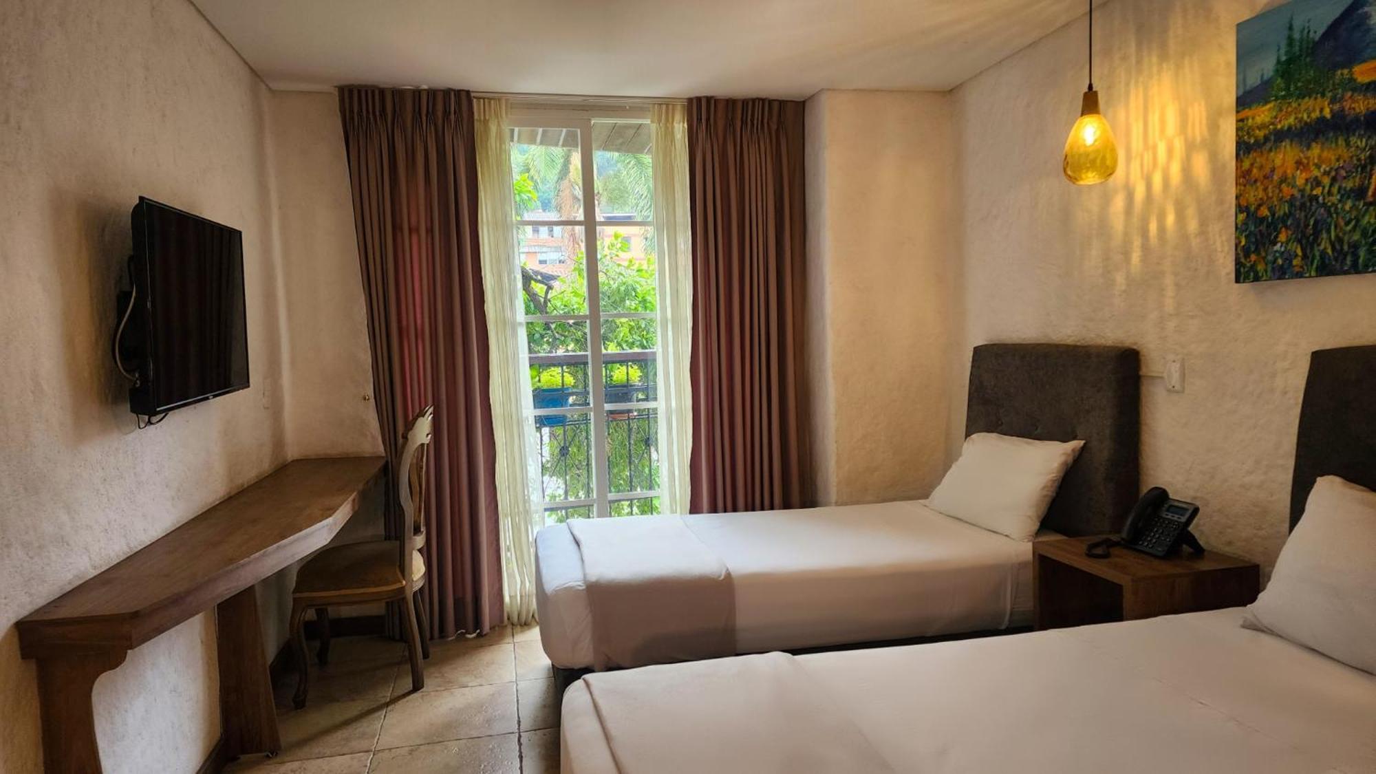 Hotel Boutique Casa Del Hidalgo 卡利 外观 照片